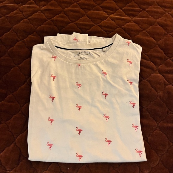 Flamingo Pattern White T-Shirt (M) - Super Soft - Picture 2 of 3